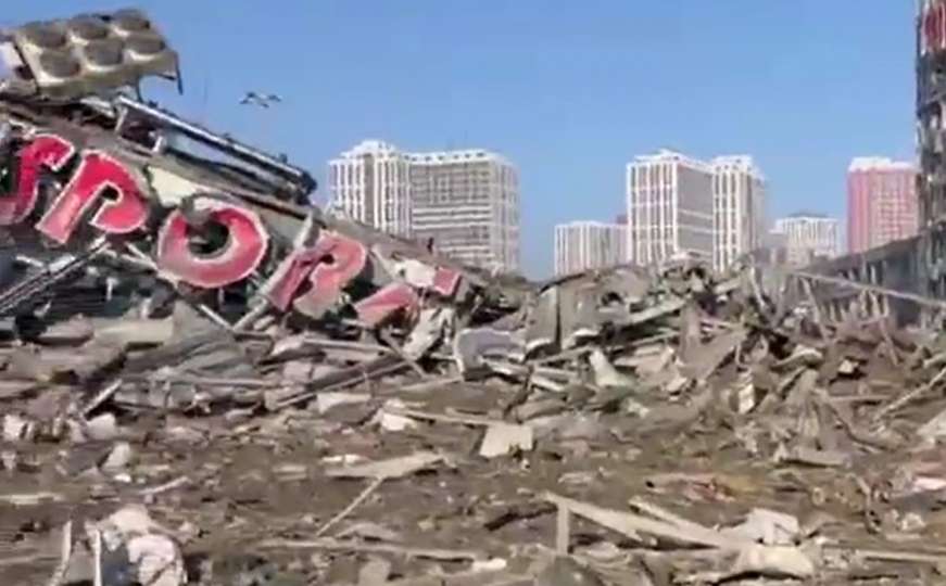 Dramatični snimci uništenog trgovačkog centra u Kijevu