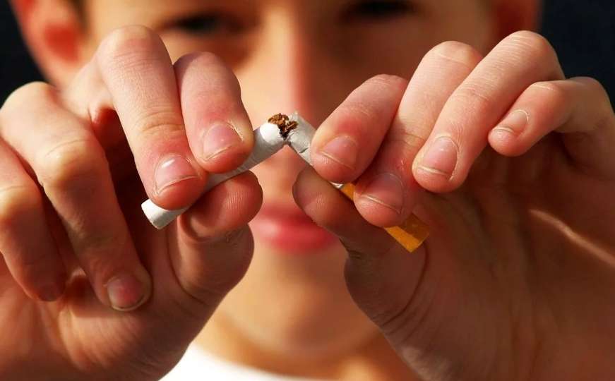 Pušenje je zabranjeno, ali baš i nije: Koje su sve "cake" predloženog zakona