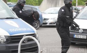 U BiH uhapšene tri osobe zbog terorizma: Pretresi u toku 