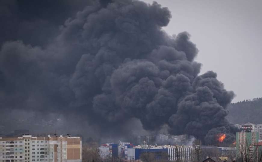 Loša situacija u Lavovu: Pogođeno skladište goriva 