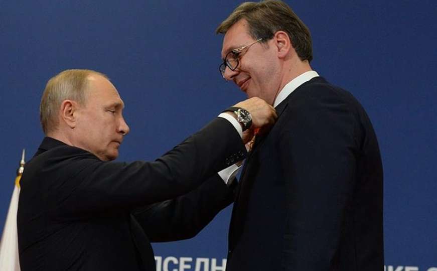Vučić opet po svom: 'Đukanović me ogovara, priča okolo da sam mali Putin'