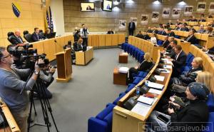 Predstavnički dom odobrio povećanje naknada za dobitnike ratnih priznanja