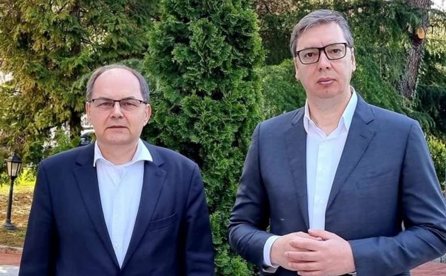 Detalji sastanka Vučića i Schmidta: Mir u regionu najvažniji 