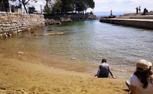 Pogledajte šta je dočekalo kupače na hrvatskoj plaži: Bolje ih ne dirati