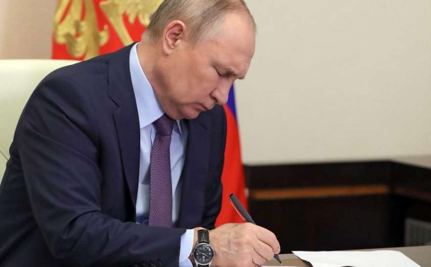 Putin najavljuje da će Moskva preusmjeriti izvoz energenata