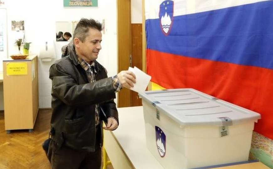 U Sloveniji počelo prijevremeno glasanje na izborima