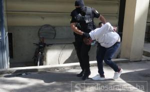 Drama u Tužilaštvu KS: Uhapšeni rekao da mora u WC, pa pokušao pobjeći