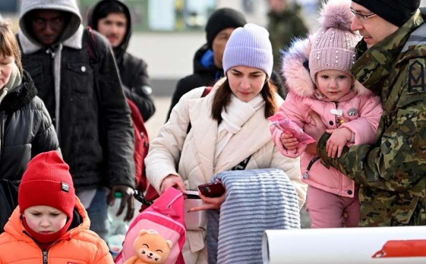 UNHCR: Više od pet miliona ljudi napustilo Ukrajinu 