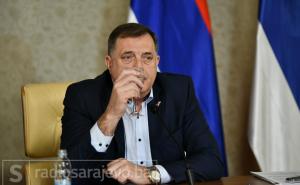Dodik stigao na Twitter i kazao: "Zapratite ono što ću pokušati da kažem"
