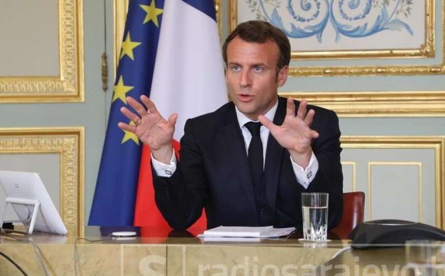 Macron otkrio ko će biti pregovarači ako ne budu razgovarali sa Putinom 
