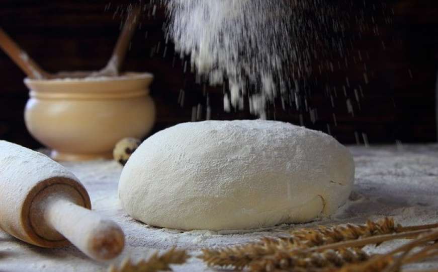 Zbog nestašice pšenice pekari u Kamerunu se odlučuju za brašno od manioke