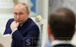 Putin paranoičan: Zašto u državne institucije šalje političke komesare?