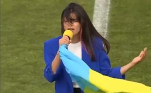 Ukrajinka oduševila sve, zapjevala na stadionu na Maksimiru