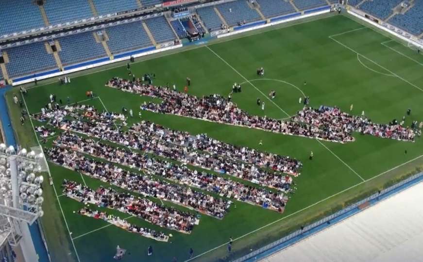 Engleski klub otvorio kapije stadiona da muslimani klanjaju bajram-namaz