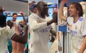 Pogledajte ludi proljetni ples u svlačionici Reala