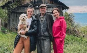 Slika sestara Ramović koja govori više do 1.000 riječi: "Toliko tužno, a lijepo"