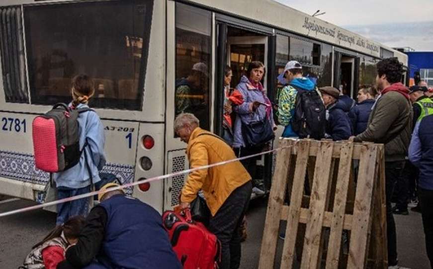 Novi UN-ov konvoj za evakuaciju civila ide prema Azovstalu 