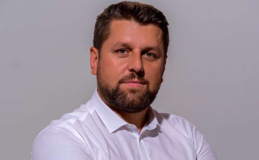 Ćamil Duraković se kandiduje za predsjednika RS-a