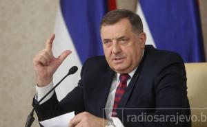 Dodik opet o svojim "teorijama zavjere": SAD, Velika Britanija, Schmidt, muslimani...