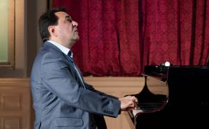 Recitalom Rubena Dalibaltayana otvorene 15. Majske muzičke svečanosti