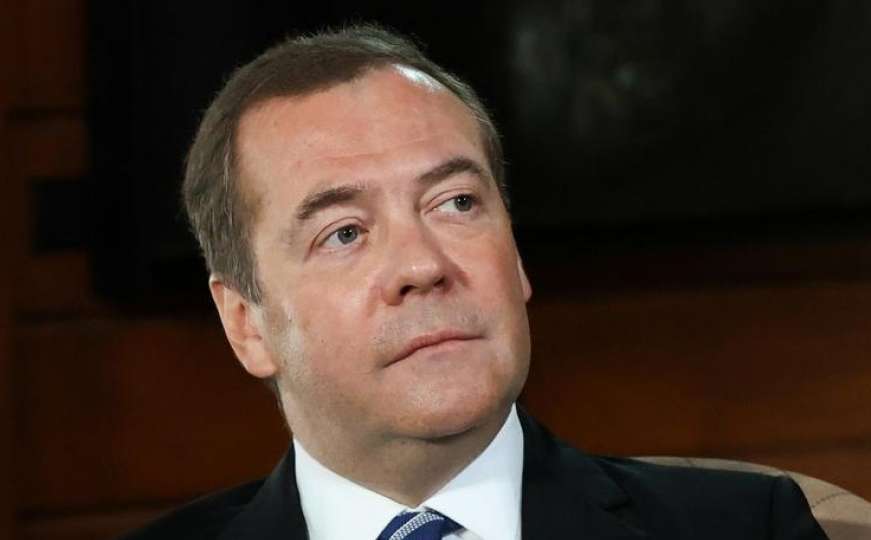 Medvedev ponovo prijeti svijetu: Čekaju vas izgladnjivanje, ratovi, epidemije