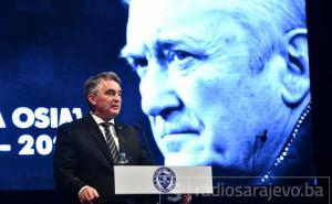 Komšić o Osimu: Neka ti je laka ova teška bosanska zemlja