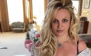 Britney Spears objavila da je izgubila bebu