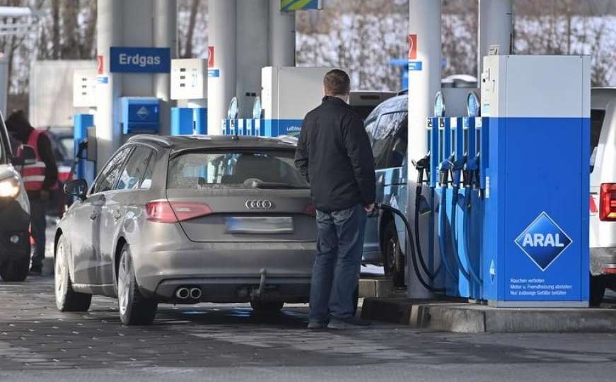 Vozače u BiH jutros dočekale nove cijene goriva na benzinskim pumpama