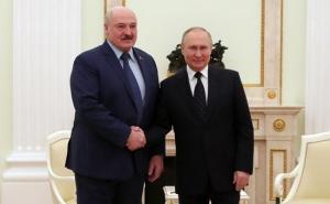 Lukašenko: Rusija se ne može sama boriti protiv NATO-a 