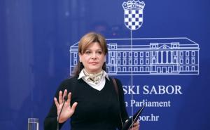 Saborska zastupnica pozvala na blokadu Srbije na putu ka EU zbog Srebrenice