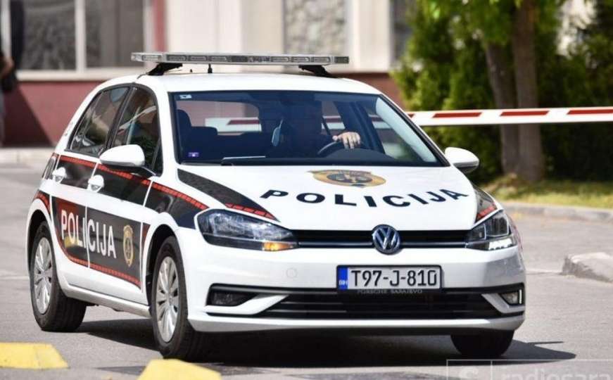 Sarajevski policajci mladiću oduzeli električni skuter 
