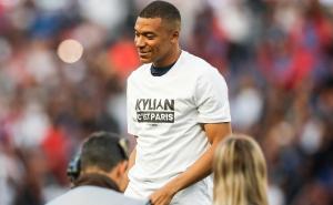 Kylian Mbappe već potpisao novi ugovor