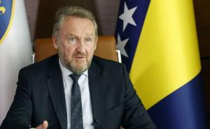 Izetbegović: Podići ćemo zastavu BiH i u Briselu ispred EU i NATO-a 