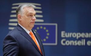 U Mađarskoj od ponoći vanredno stanje