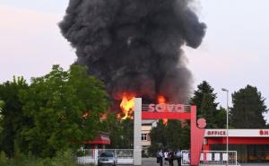 Ugašen požar: Izgorjele hale i skladišta u vlasništvu "Bobar banke" u stečaju 