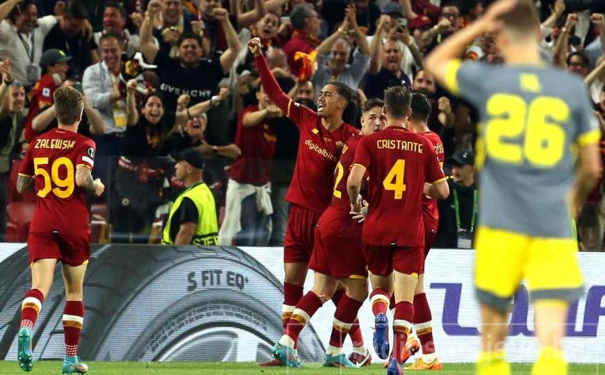 Spektakl u Tirani: Roma pobijedila Feyenoord i osvojila Konferencijsku ligu