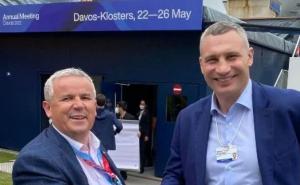 Polemika oko navodnog Kličkovog poređenja "ruskog agresora sa srbijanskim"