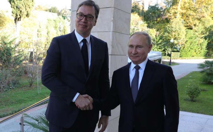 Poznato o čemu su razgovarali Vučić i Putin