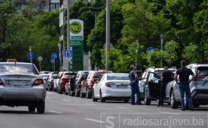 Velika uzbuna: Povlači se skoro milion vozila poznatog proizvođača, evo i zbog čega