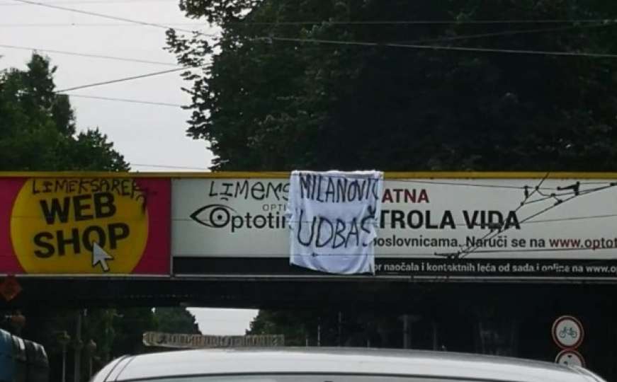 Širom Zagreba postavljeni grafiti protiv Milanovića