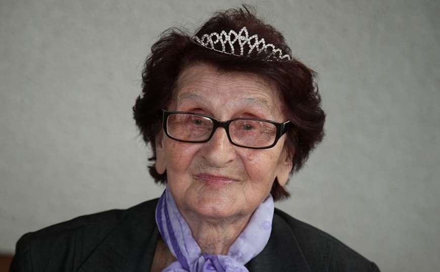 Baka Mara proslavila 102. rođendan: Našminkala se, sredila pa otkrila u čemu je tajna