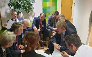 Komšić o dokumentu: Nije potpisan. Dodik se mučio pa prihvatio 