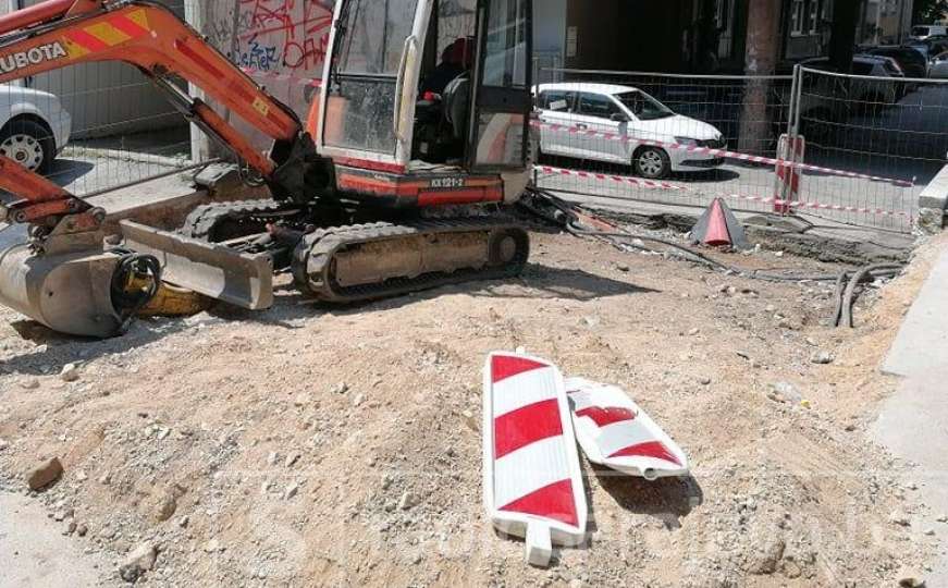 U centru Sarajeva pronađena eksplozivna naprava