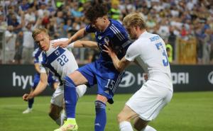 Ko gubi ima pravo da se ljuti: Finci za poraz u Zenici okrivili VAR?!