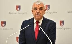 Skenderagić: Ne dajmo da nam ubijaju partizanske spomenike