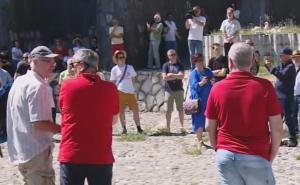 Protesti u Mostaru: "Ovi koji su rušili nisu Hrvati. Ako je Hrvat - izrod mog naroda"