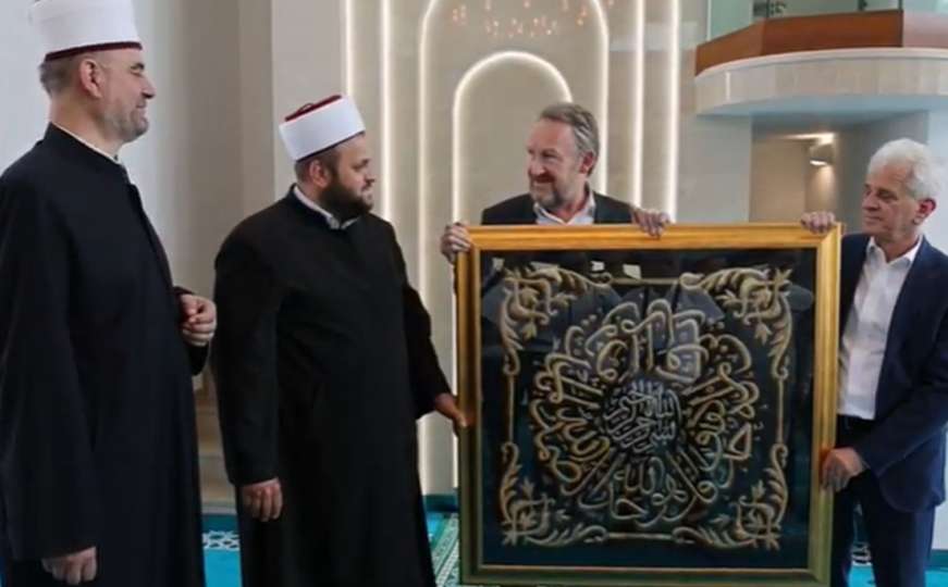 Izetbegović posjetio pravoslavnu crkvu i džamiju u Mostaru: "Moramo biti zajedno"