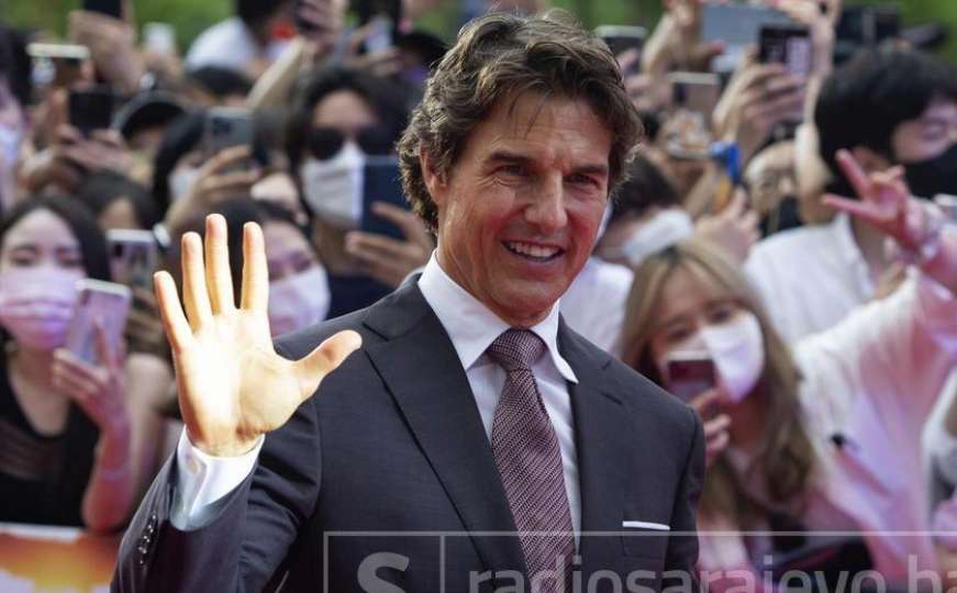 Tom Cruise sletio na aerodrom: U prvom planu bili su - njegovi bicepsi