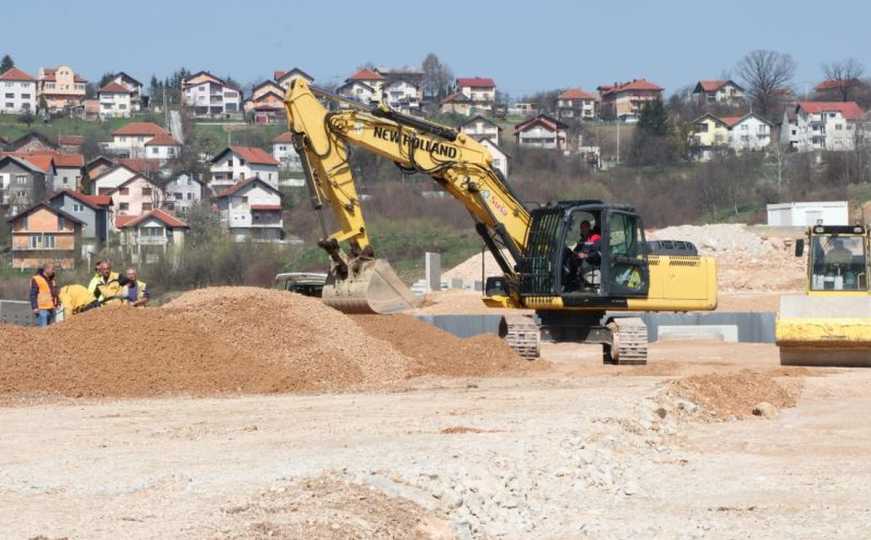 Tragedija u BiH: Radnik umro na gradilištu