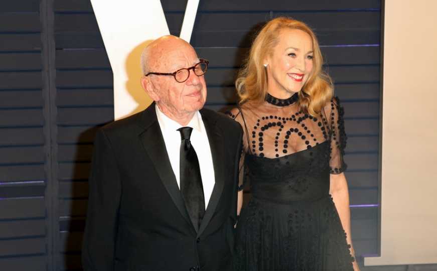Bivšu manekenku suprug milijarder Rupert Murdoch tražio razvodu putem e-maila